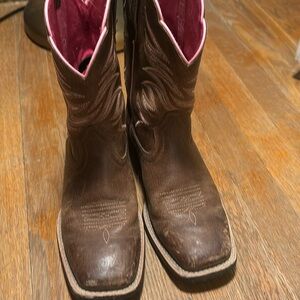 Ariat, size 3, cowboy boots, cute, vintage